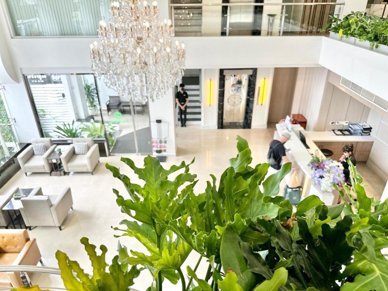 Harmony Phnom Penh Hotel Exterior photo