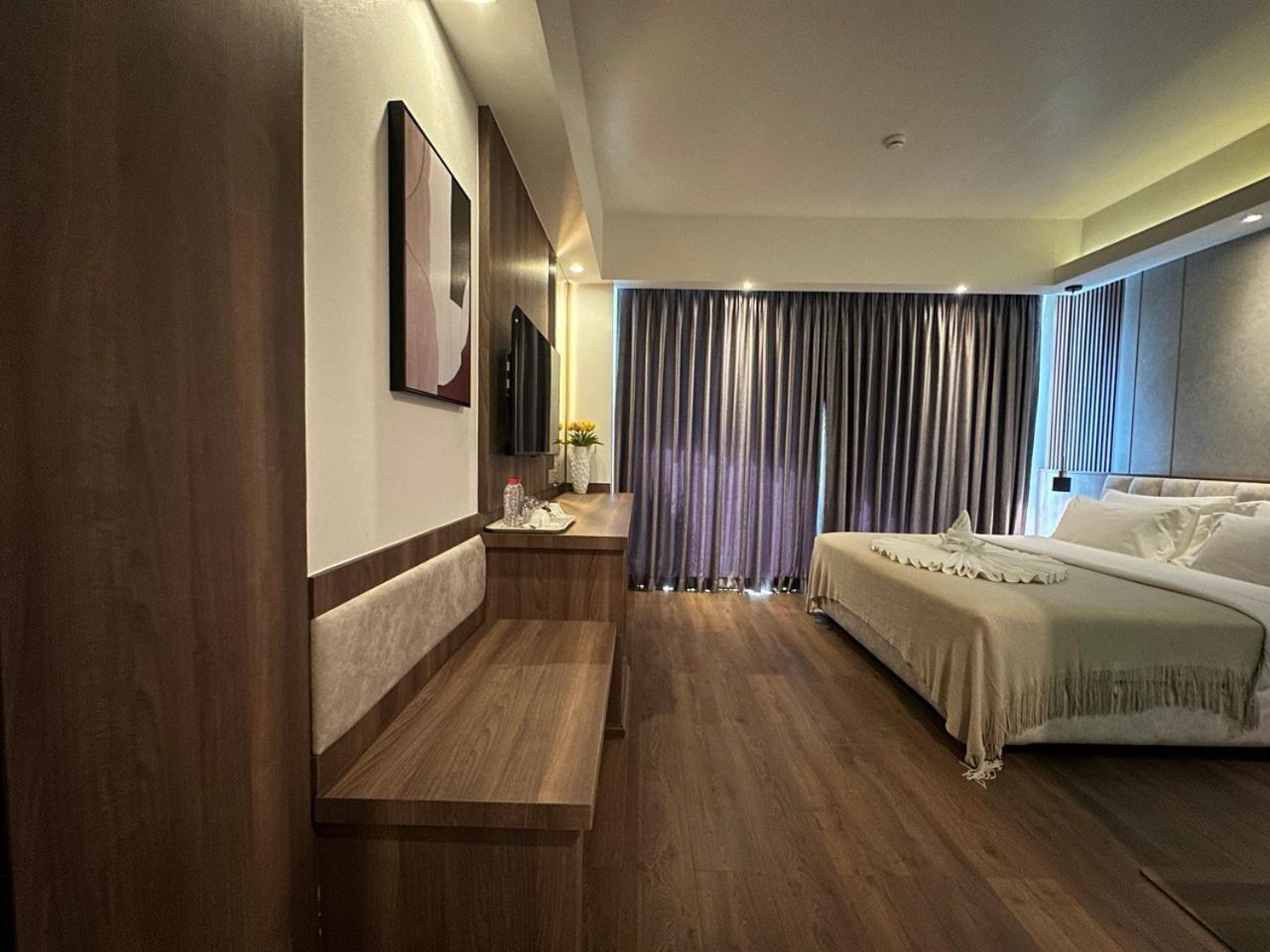 Harmony Phnom Penh Hotel Exterior photo