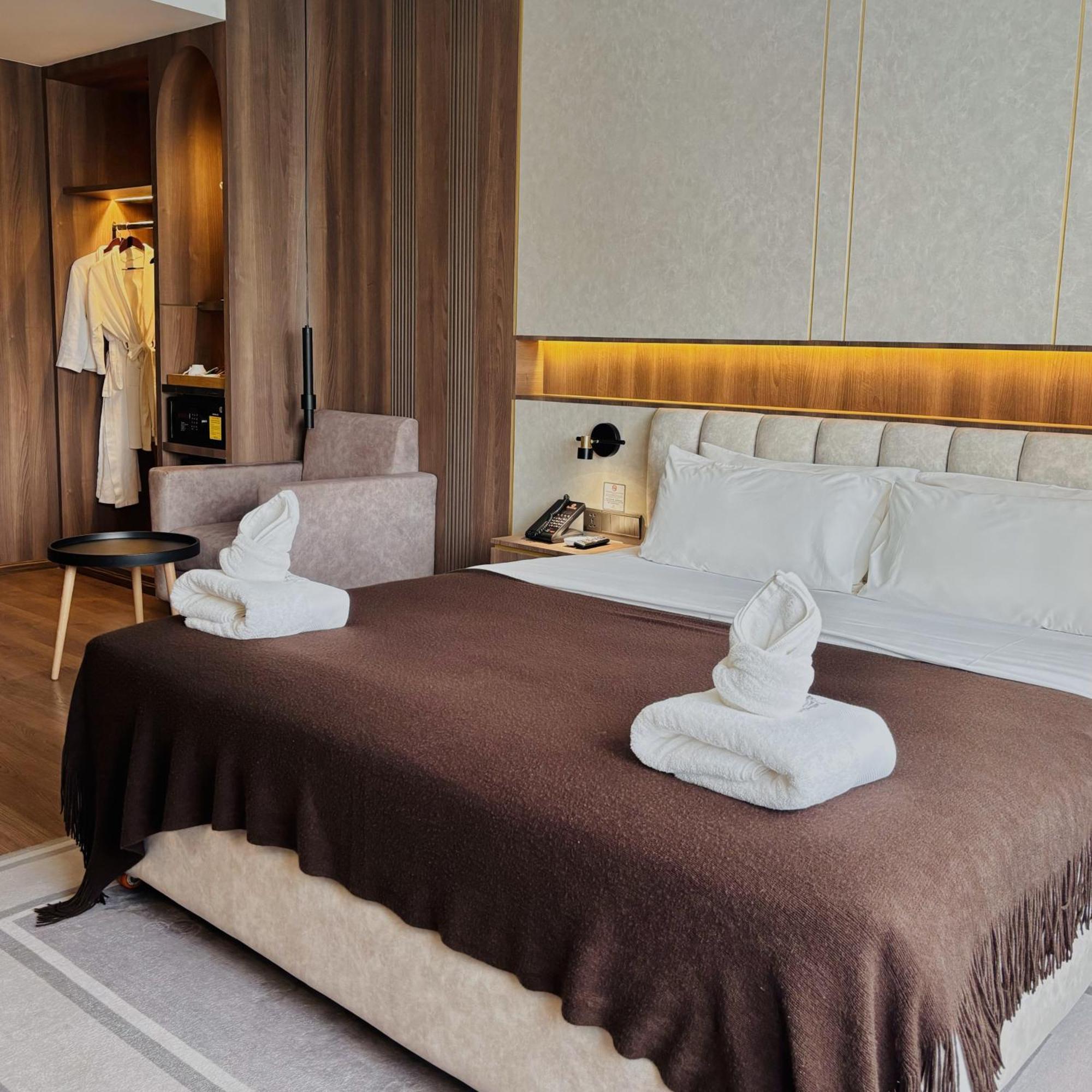 Harmony Phnom Penh Hotel Exterior photo